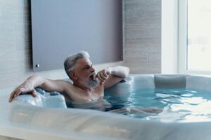 5 Factors To Consider When Splashing Out On A Hot Tub